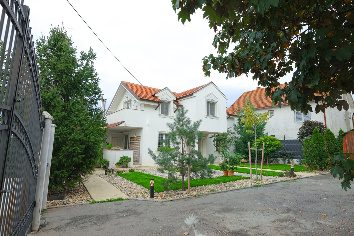 Prodajemo kuću, Veliki Mokri Lug, 150m²