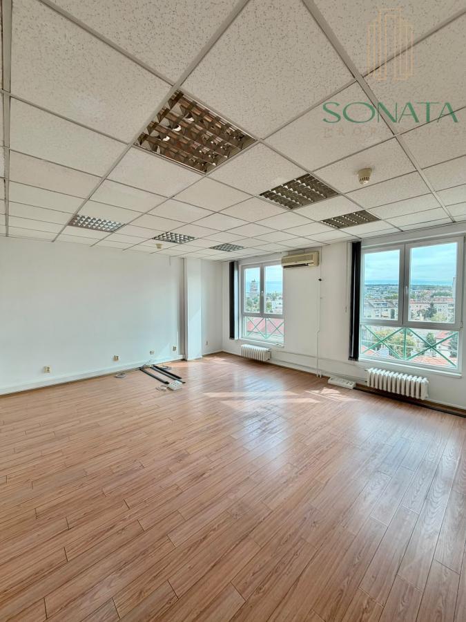 Poslovni prostor, 7 kancelarija-Takovska